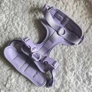 Unused! Wild one harness in lilac
